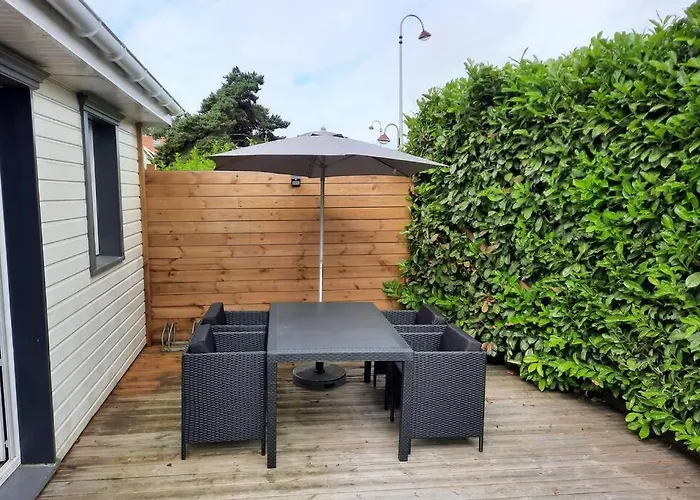 Studio Rdc Avec Terrasse
